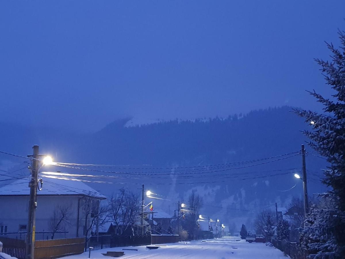 Casa Axa Hotell Paraul Carjei Exteriör bild