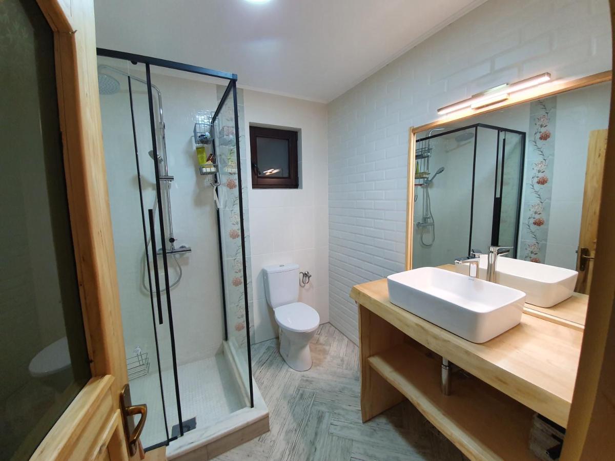 Casa Axa Hotell Paraul Carjei Exteriör bild