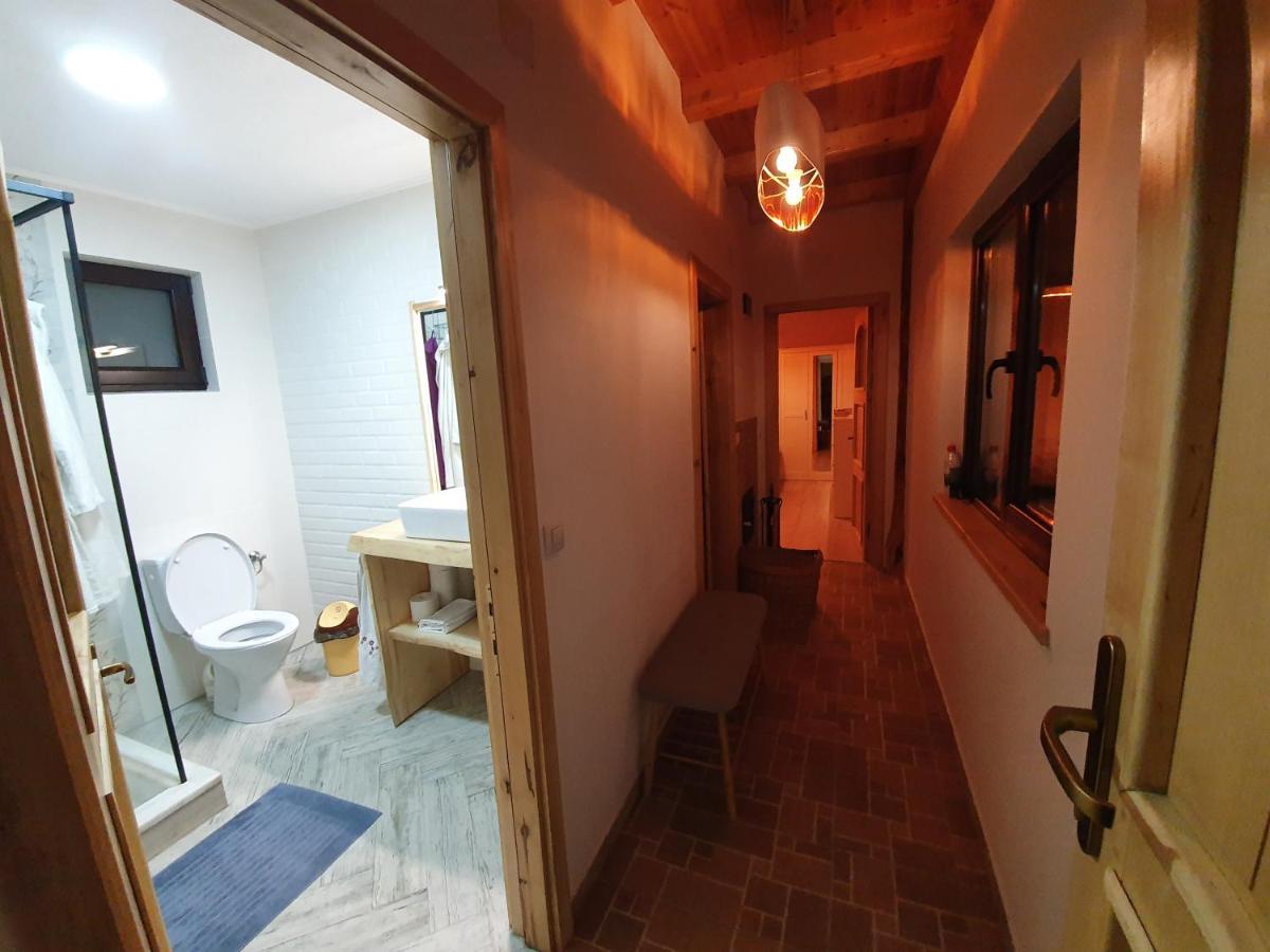 Casa Axa Hotell Paraul Carjei Exteriör bild